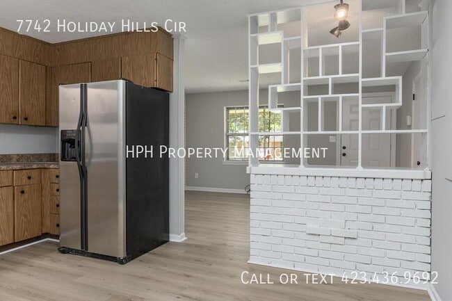 Building Photo - 7742 Holiday Hills Cir