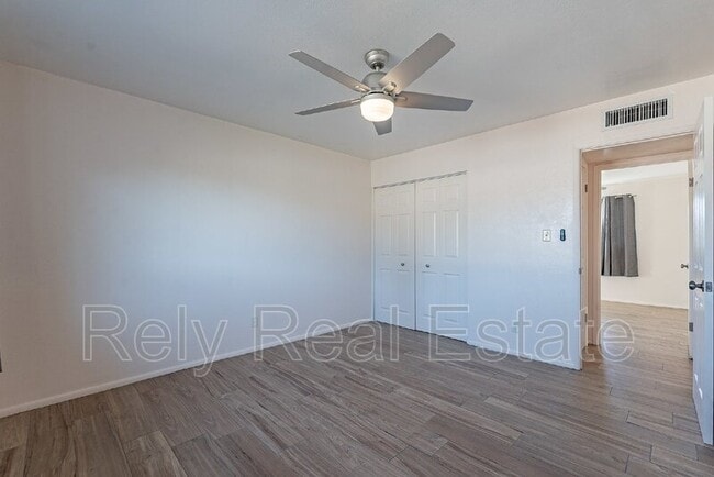Building Photo - 8416 E Rancho Vista Dr