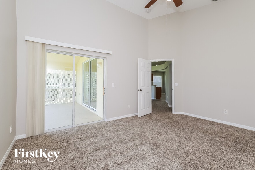 Building Photo - 745 Troon Cir
