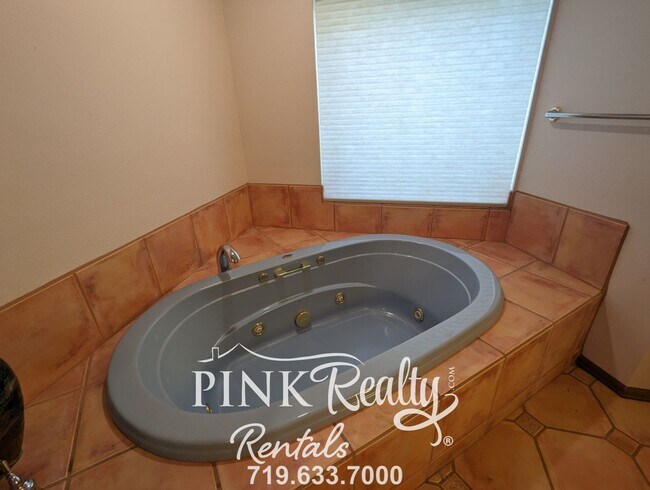 Building Photo - 19935 Hamal Dr