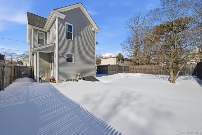 Building Photo - 163 Ketcham Ave