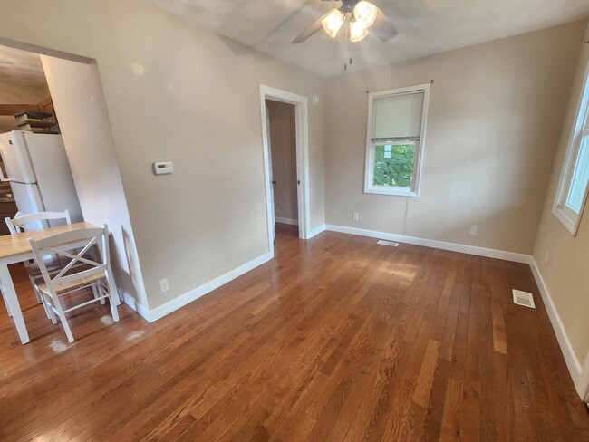 Building Photo - 111 Orchard St