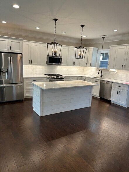 Building Photo - 42 Beech Tree Ln