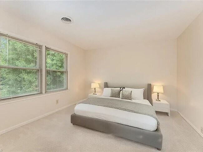 Building Photo - Earn Wealth While Leasing - Like a Homeown...
