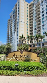 Building Photo - 800 N TAMIAMI Trl