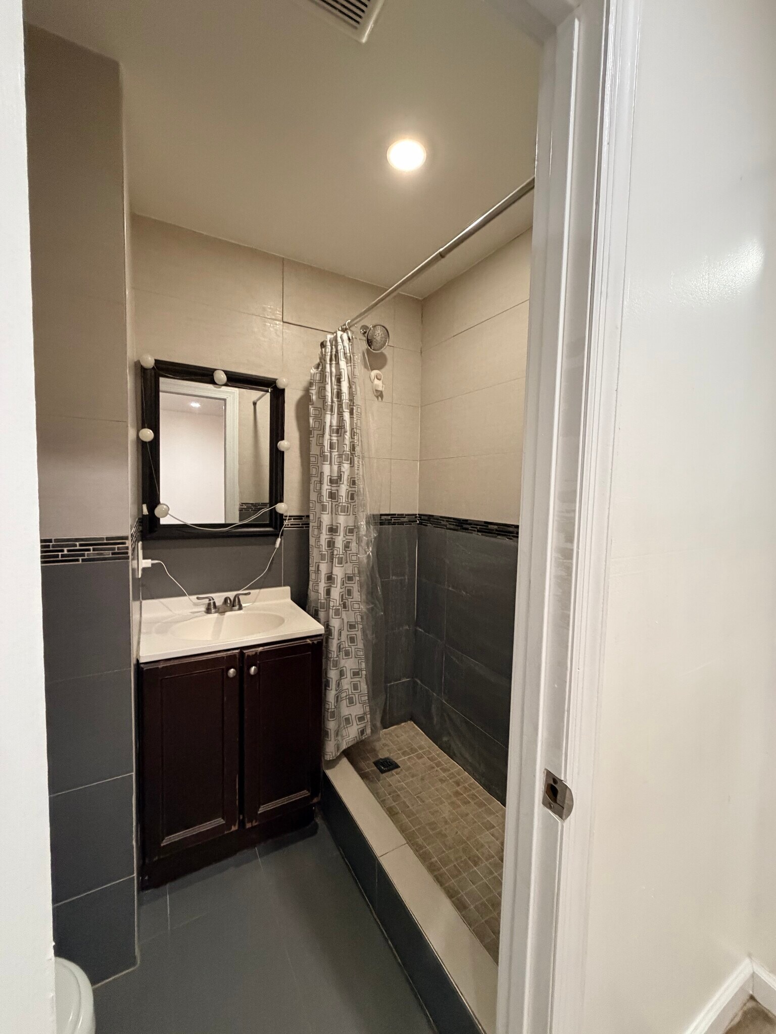 Building Photo - 11440 145th St