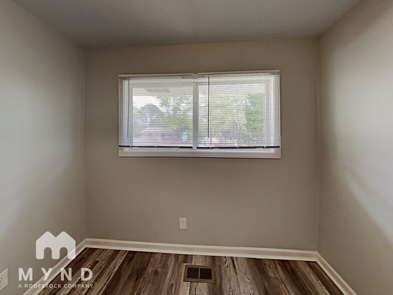 Building Photo - 4167 Sweetbriar Ln