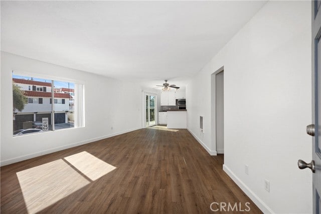 Building Photo - 803 Calle Puente