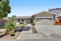 Building Photo - 3143 Shriver Dr