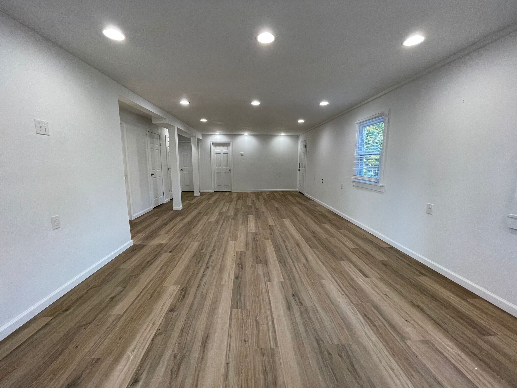 Living & Dining Room Area - 5412 York St