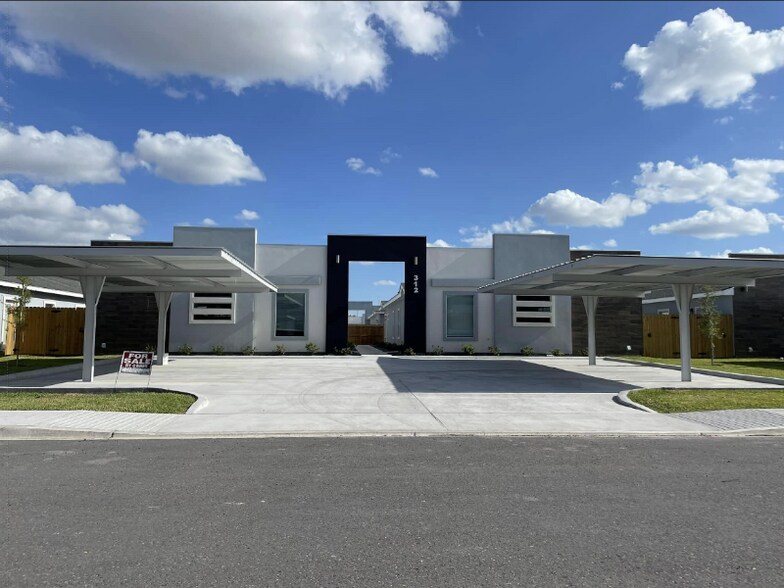 Primary Photo - 312 W Rutherford Ave