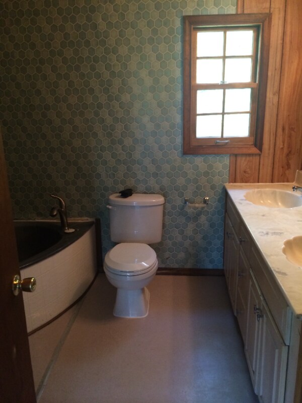 Building Photo - 472 Shirktown Rd