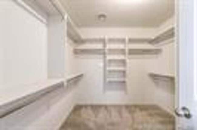 Building Photo - Well maintained home in a great location within Prestin lakes.