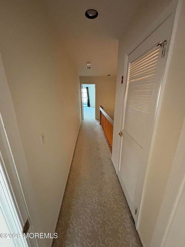 Building Photo - 210 Spinnakers Cv