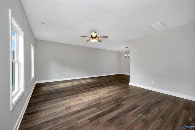 Building Photo - 1711 Golf Club Ln NW