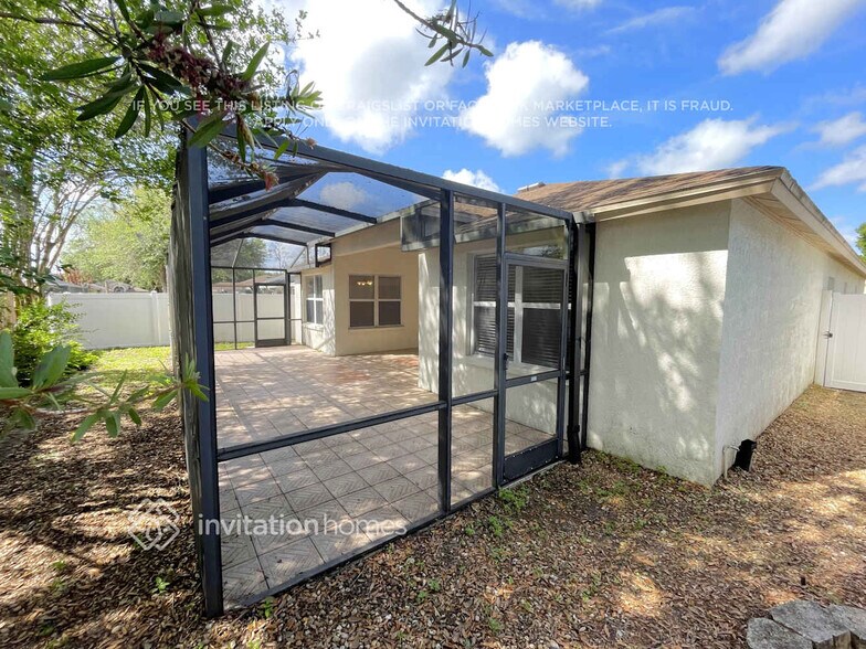 Building Photo - 22534 Roderick Dr