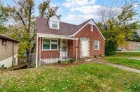 Building Photo - 2469 Montana Ave