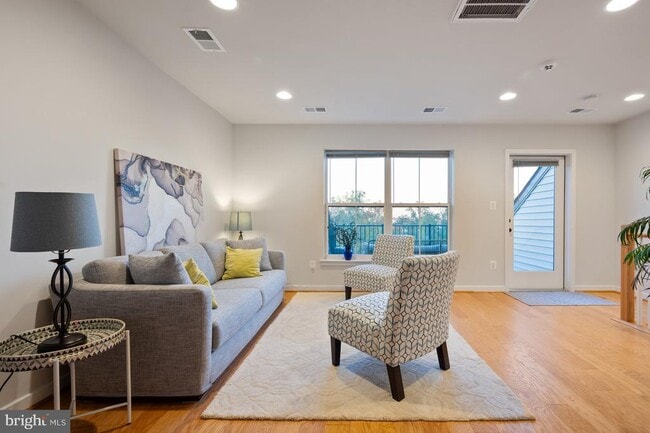 Building Photo - 5509 Valmarana Way