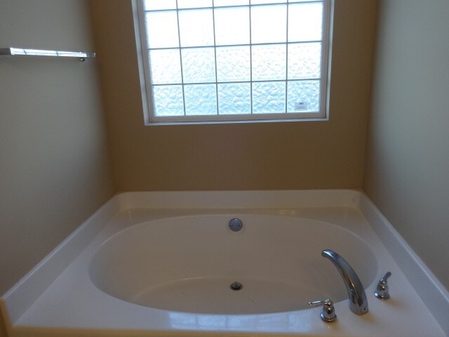 Building Photo - 4324 Pender Ct
