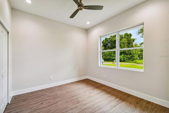 Building Photo - 2061 19th Ave SW