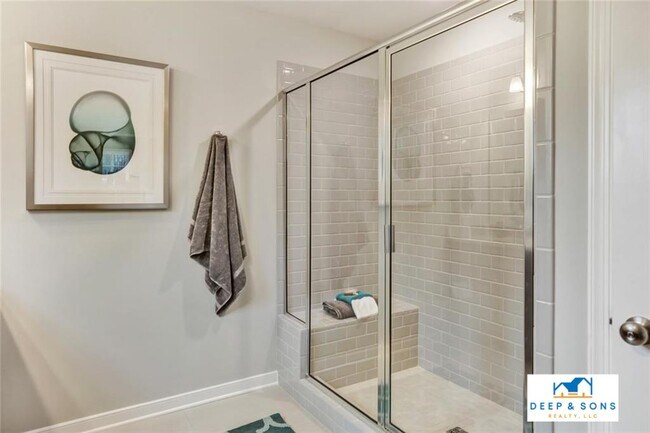 Building Photo - 5508 Benoni Dr