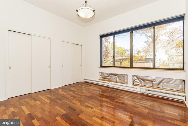 Building Photo - 1 Markham Rd