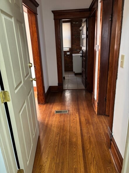 Hallway - 1360 S High St