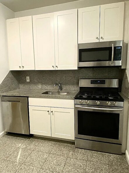 Building Photo - 45-14 43rd St