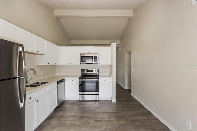 Building Photo - 1205 Windy Hill Dr