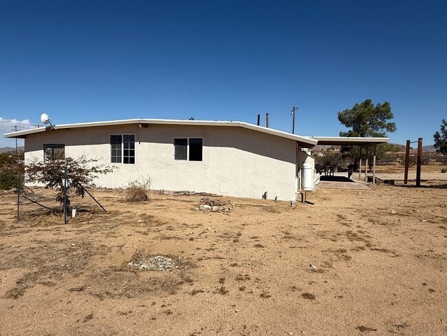 Building Photo - Charming 3 bedroom home in Apple Valley- H...