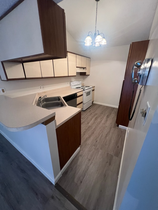 Building Photo - 5946 Crossfield Dr