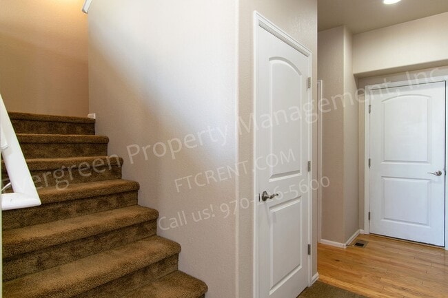 Building Photo - 2802 Exmoor Ln