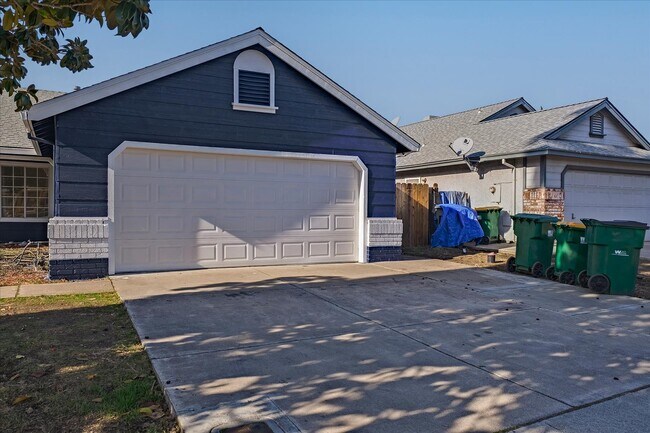 Building Photo - 5337 Saint Barts Ct