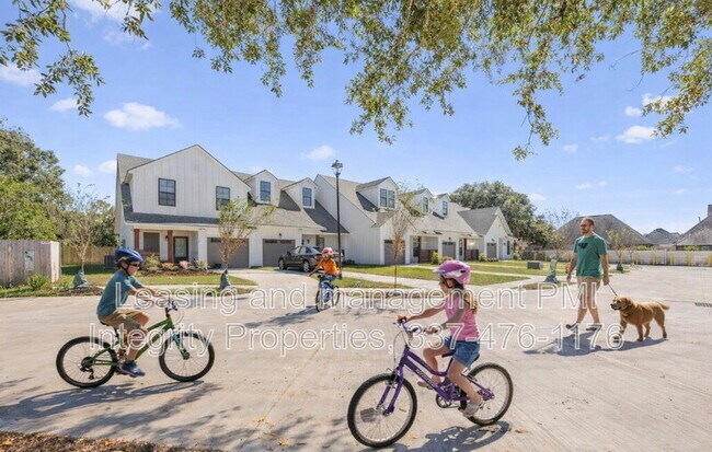 Building Photo - 109 Foster Grove Dr