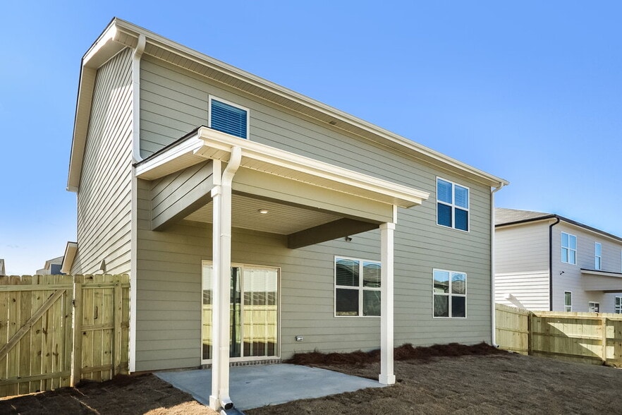 Building Photo - 637 Moorings Ave