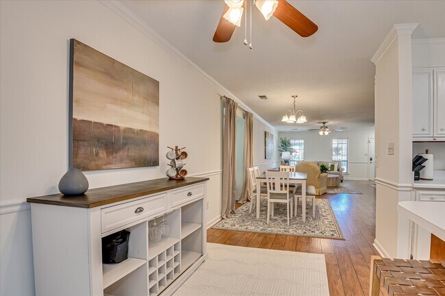 Building Photo - 186 Hammond Pl Cir