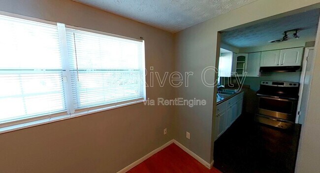 Building Photo - 7471 John F Kennedy Dr W