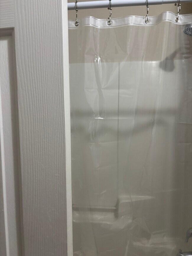 Building Photo - 162 W Hampton St