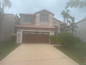 Building Photo - Single Family house in Silver Lakes - Pemb...