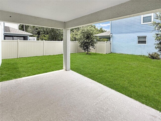 Building Photo - 5012 Blue Hammock Ct