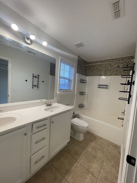 Building Photo - 2133 Cason Ln