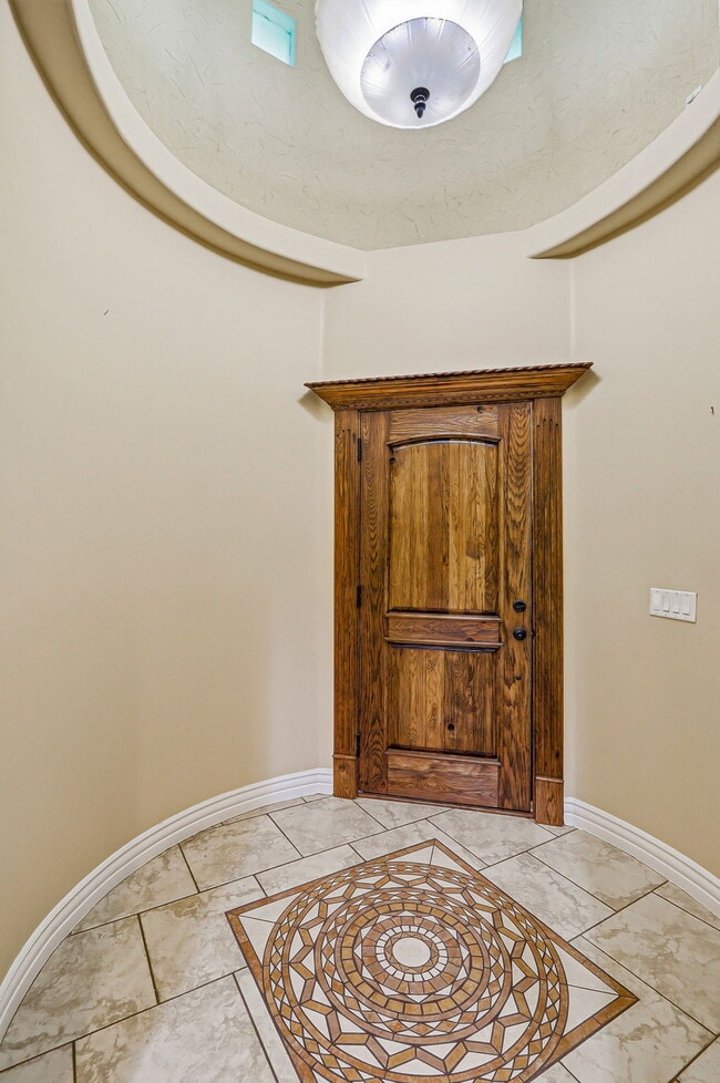 Building Photo - 3 bed 4 bath corner custom built 2 story home