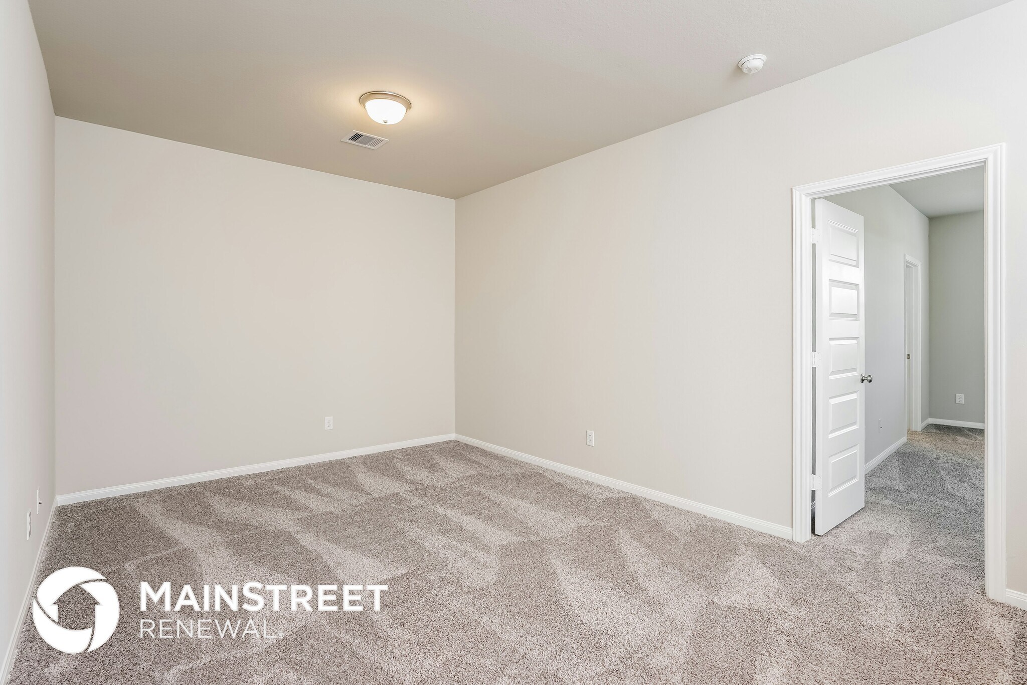 Building Photo - 9826 Rugged Oaks Dr