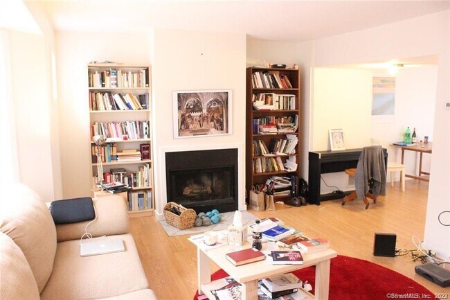 Building Photo - 54 Edgewood Ave