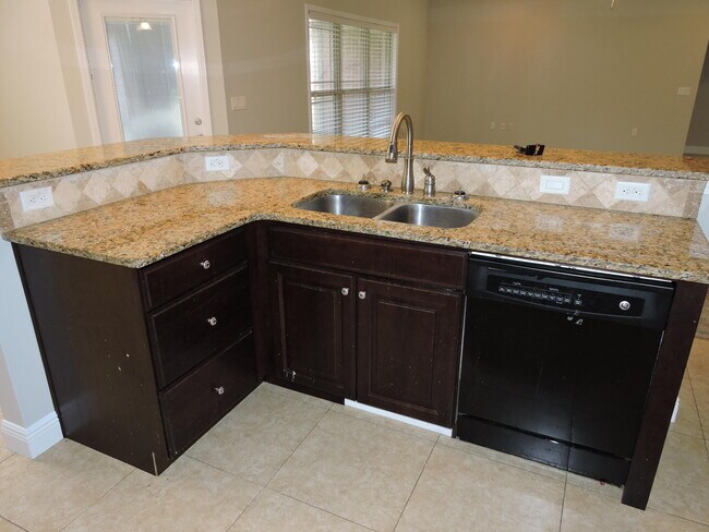 Building Photo - 4587 Ashton Cir