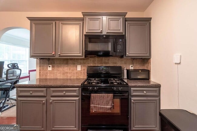 Building Photo - 7377 Spoleto Loop