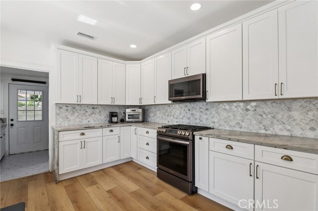 Building Photo - 230 S B St