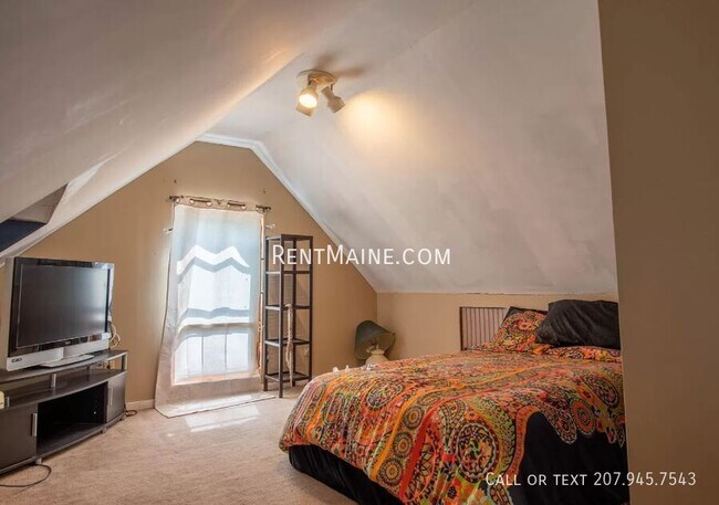 Building Photo - 78 Seventh St.-