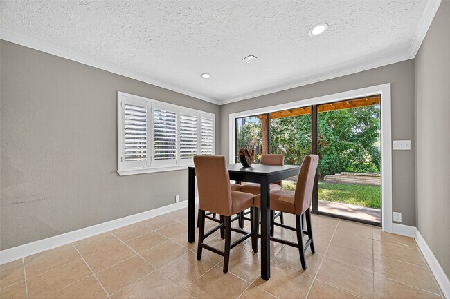 Building Photo - 5815 Green Terrace Ln