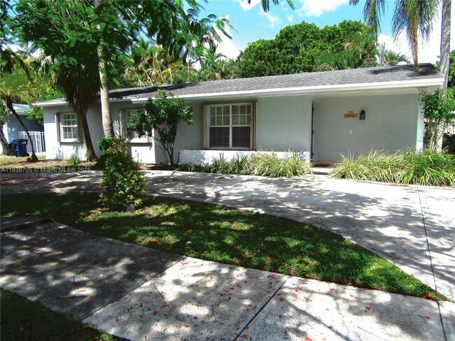 Primary Photo - 4412 SW 127th Pl